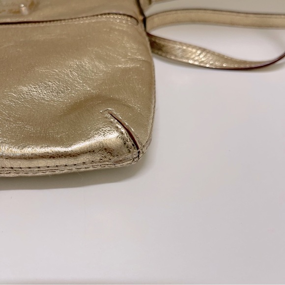 Kate Spade On Purpose Large Swingpack Crossbody bad in Gold Metallic - Picture 12 of 15